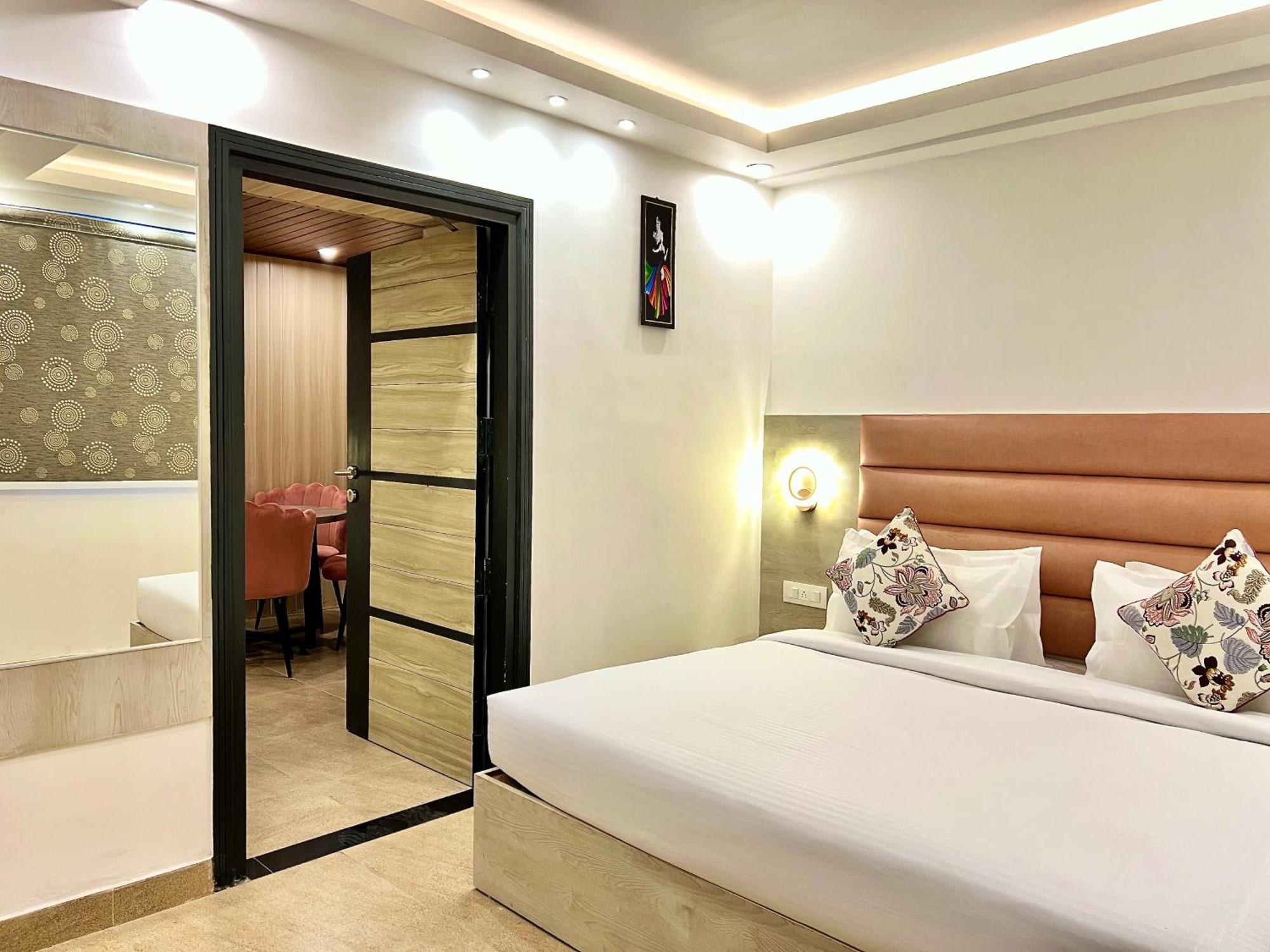 מוסורי Hotel Pride Inn - 800 Mts From Mall Road מראה חיצוני תמונה