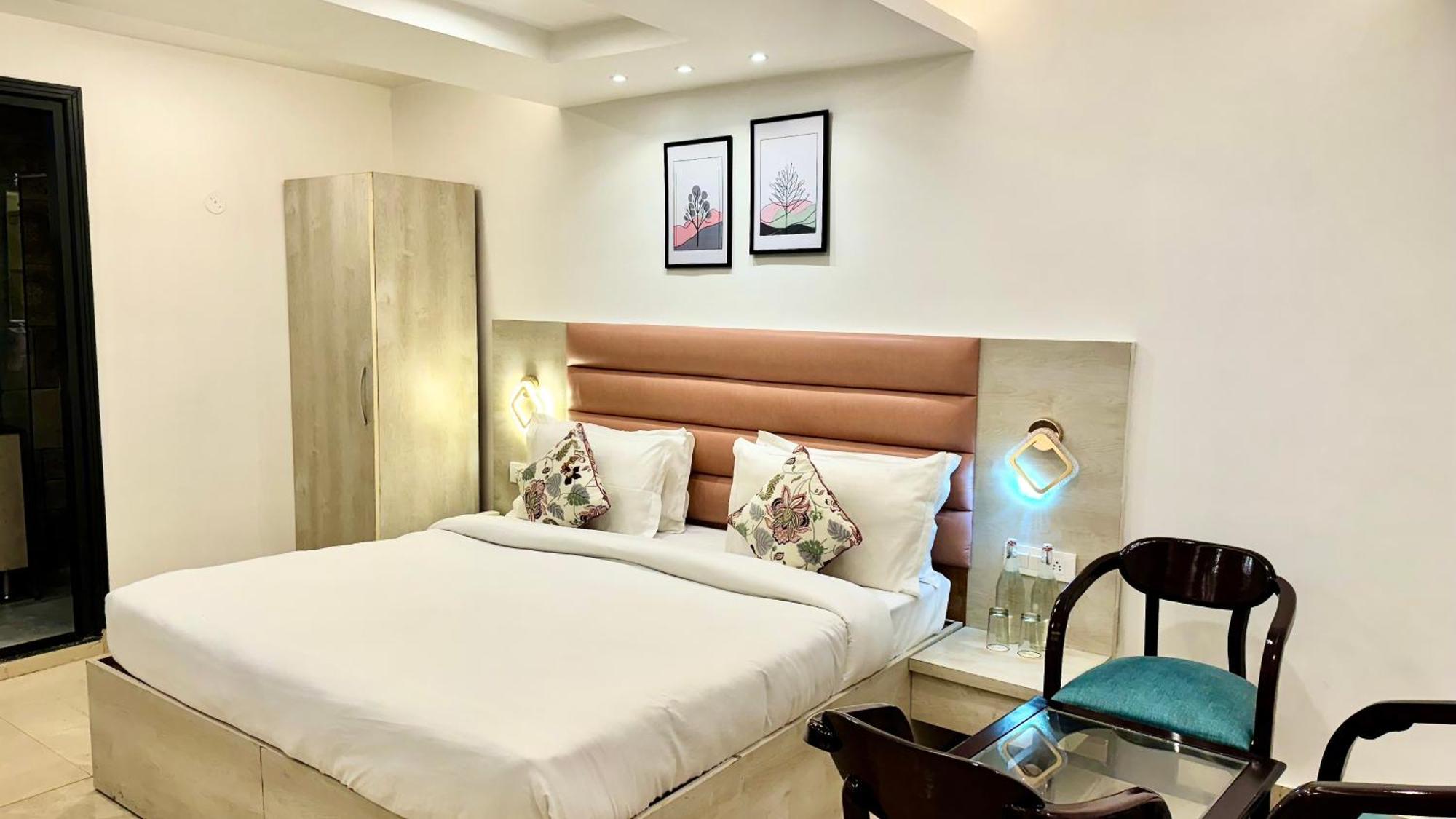 מוסורי Hotel Pride Inn - 800 Mts From Mall Road מראה חיצוני תמונה
