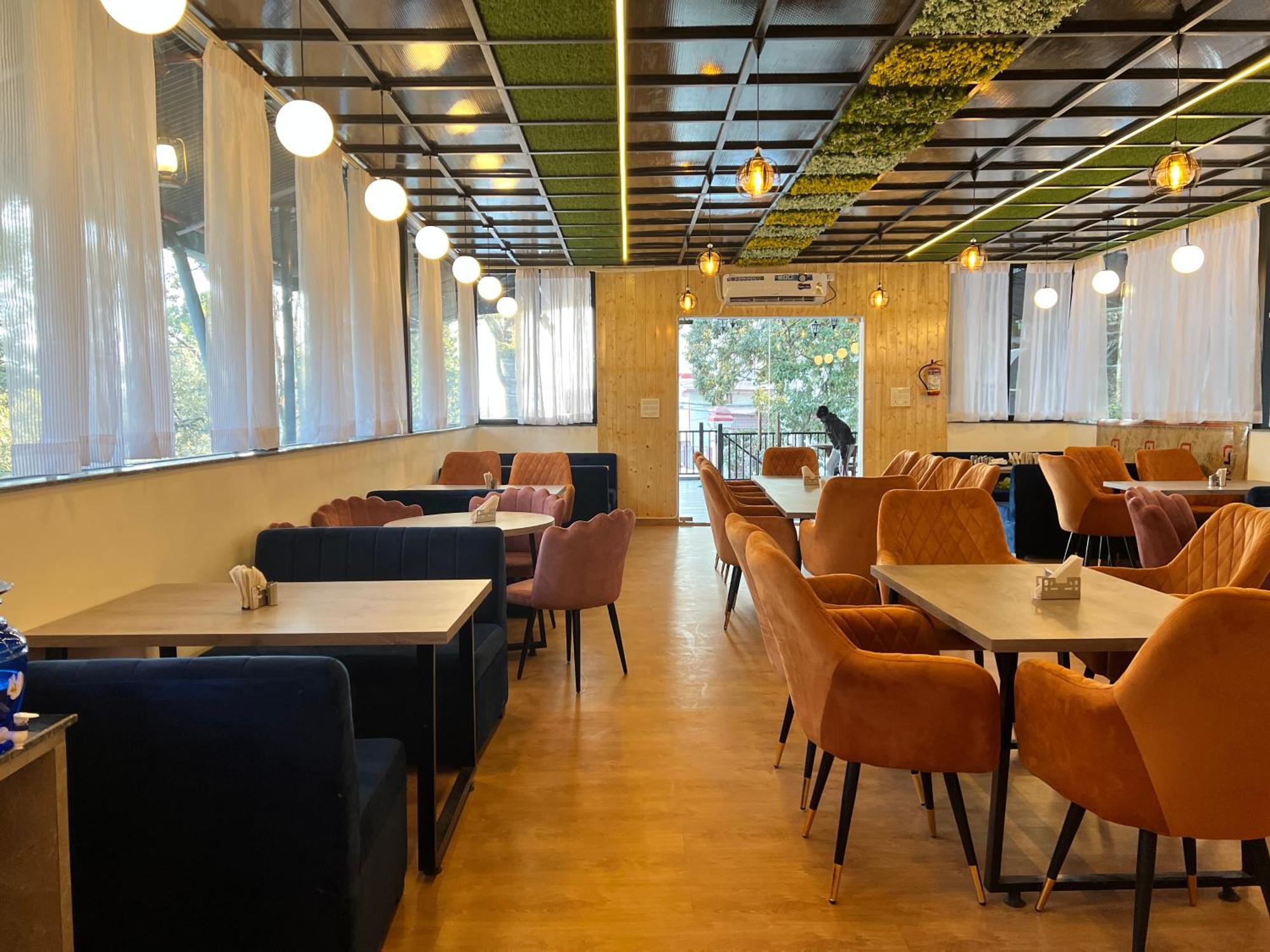 מוסורי Hotel Pride Inn - 800 Mts From Mall Road מראה חיצוני תמונה